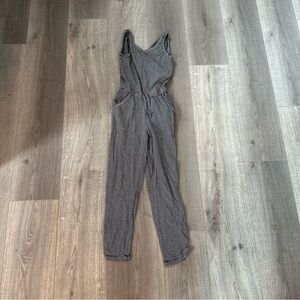 3/20$ Old Navy Striped Kids Jumpsuit size M (8)
